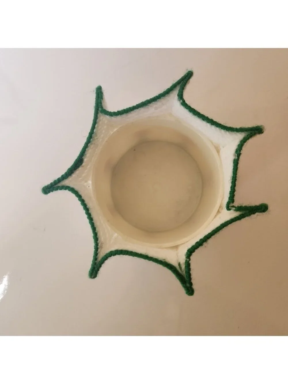 Vintage Handmade Plastic Canvas Floral Tulip Planter Cover White Green Pink Star